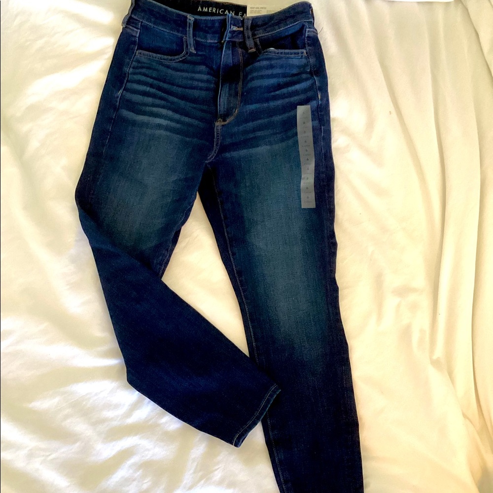 NWT American Eagle size 6-Xshort highest waist jegging!